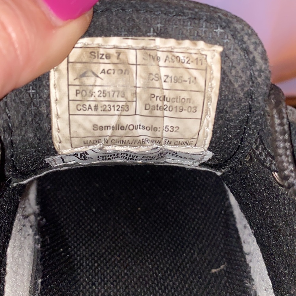 TOE PROTECTION - Picture 6 of 6